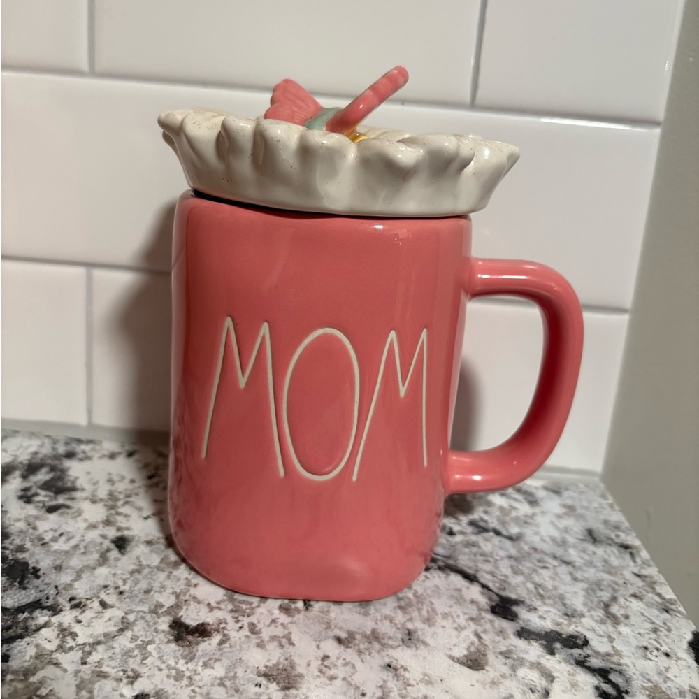 Rae Dunn Coral MOM Mug & Lid